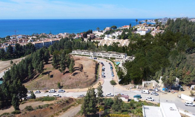 Nybyggnation - Villa / parhus -
Las Lagunas de Mijas
