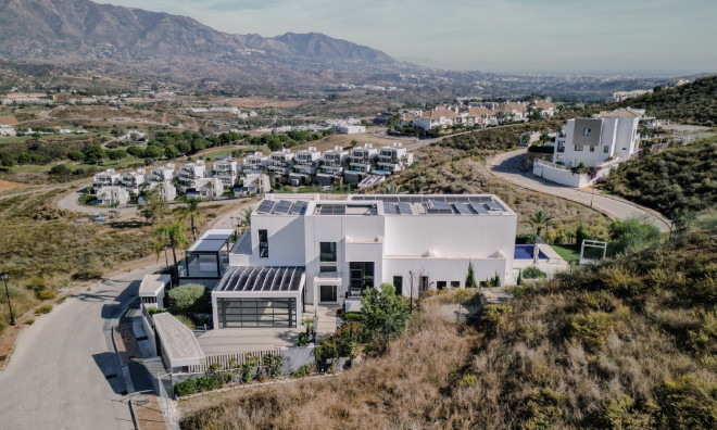 Nybyggnation - Villa -
Mijas