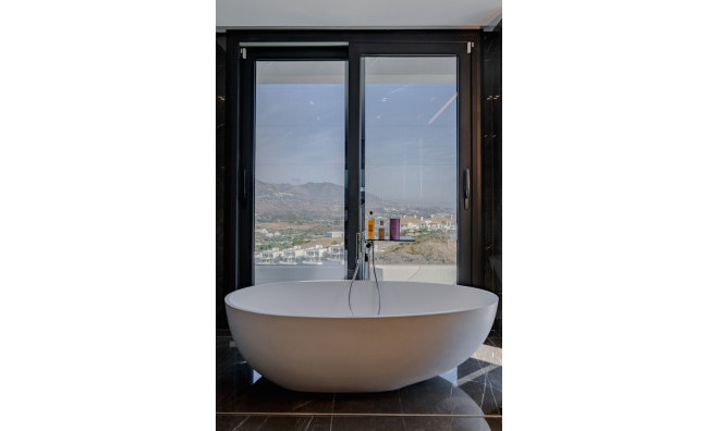 Nybyggnation - Villa -
Mijas