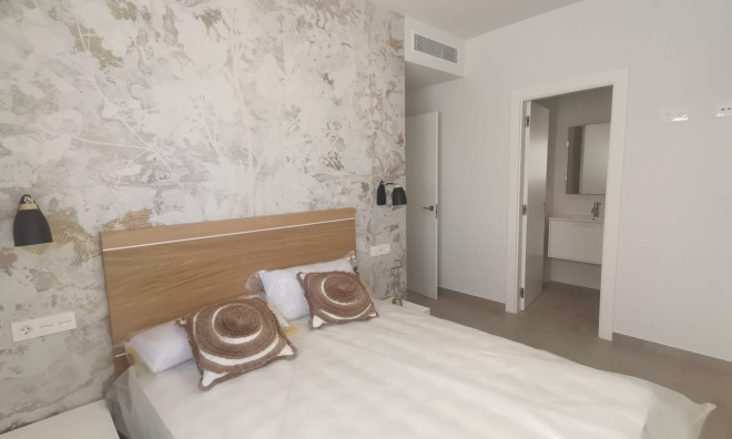 Новое здание - Квартира / квартира -
Torrevieja