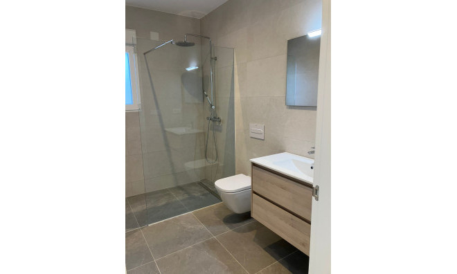 Новое здание - Таунхаус -
Pinoso