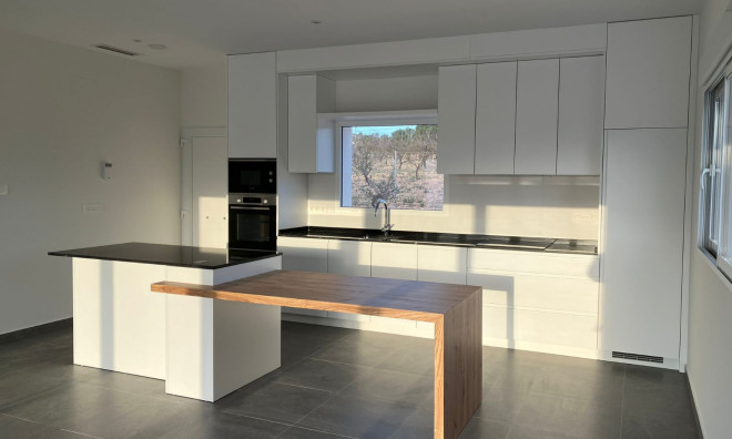 Новое здание - Таунхаус -
Pinoso