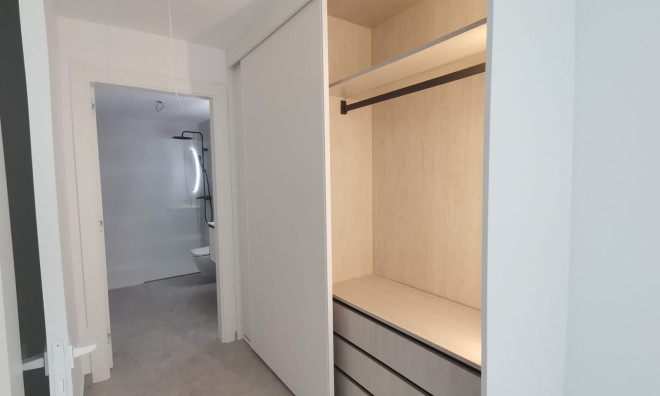 Новое здание - Квартира / квартира -
Torrevieja