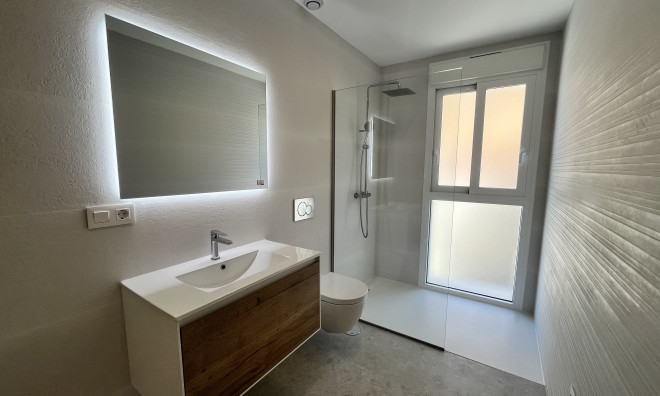 Новое здание - Квартира / квартира -
Torrevieja