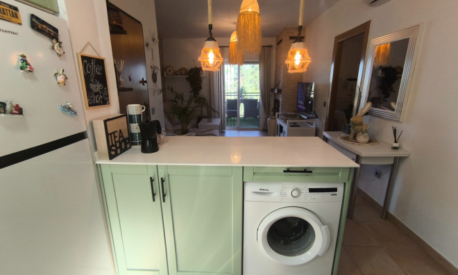 Resale - Bungalow -
Cartagena