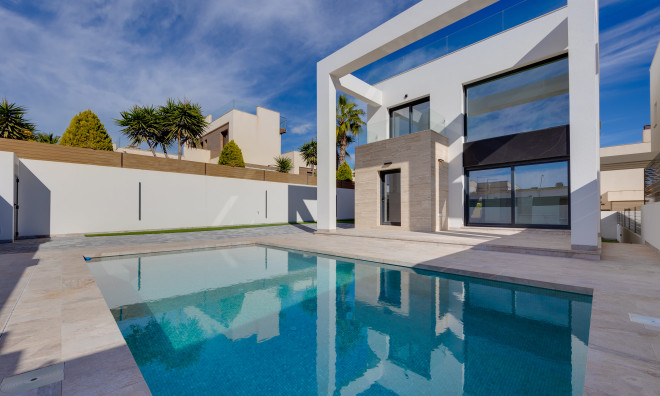 Nieuwbouw Woningen - Villa / Halfvrijstaand -
Torrevieja