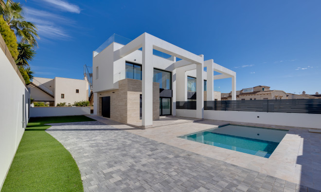 Nieuwbouw Woningen - Villa / Halfvrijstaand -
Torrevieja