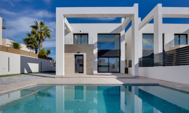 Nieuwbouw Woningen - Villa / Halfvrijstaand -
Torrevieja