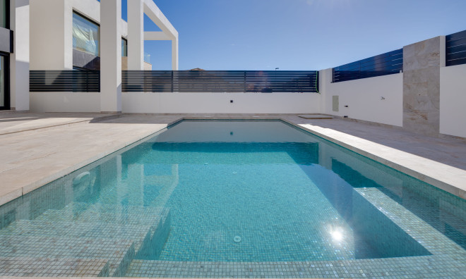 Nieuwbouw Woningen - Villa / Halfvrijstaand -
Torrevieja
