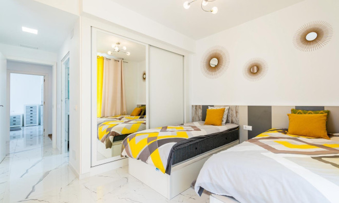 Obra nueva - Adosado -
Orihuela