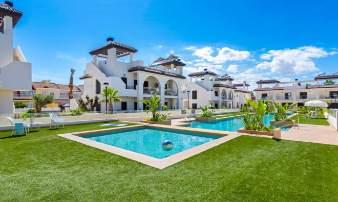 Obra nueva - Bungalow -
Rojales