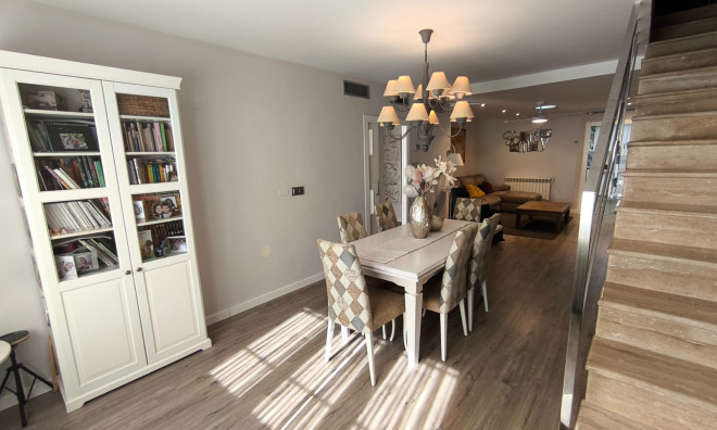 Resale - Villa -
Torre-Pacheco