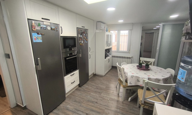 Resale - Villa -
Torre-Pacheco