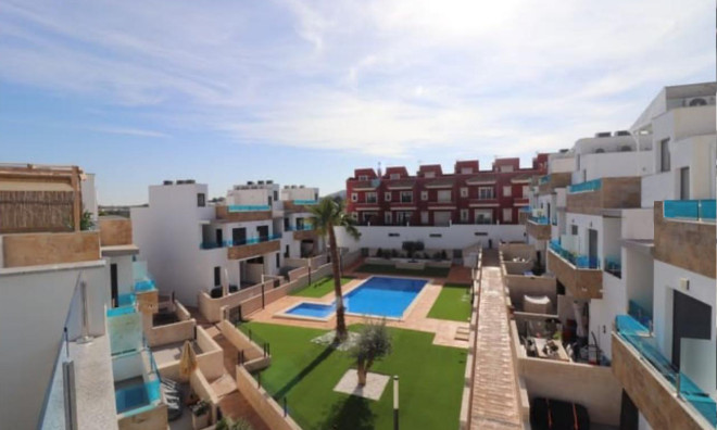 Obra nueva - Villa / Semi pareado -
Bigastro