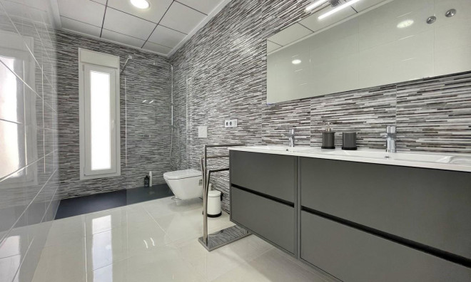 Nieuwbouw Woningen - Herenhuis -
Rafal