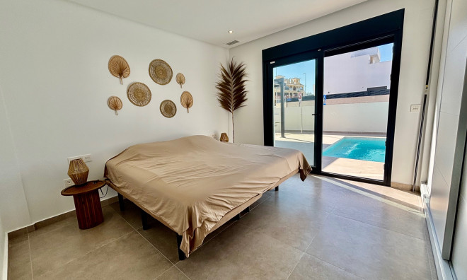 Nieuwbouw Woningen - Herenhuis -
Rafal