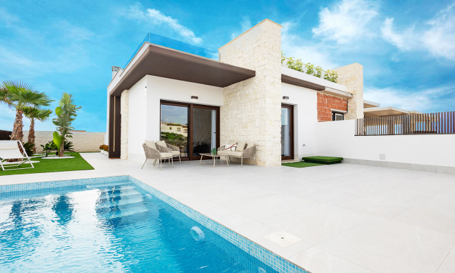 Новое здание - Вилла / Полуотдельная -
Orihuela Costa