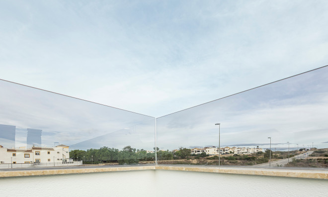 Новое здание - Вилла / Полуотдельная -
Orihuela Costa