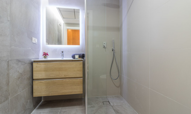 Obra nueva - Bungalow -
Torrevieja