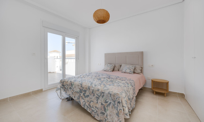 Новое здание - Таунхаус -
San Fulgencio