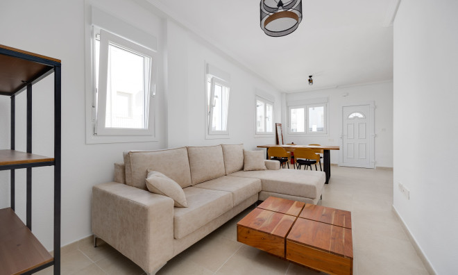 Новое здание - Таунхаус -
San Fulgencio