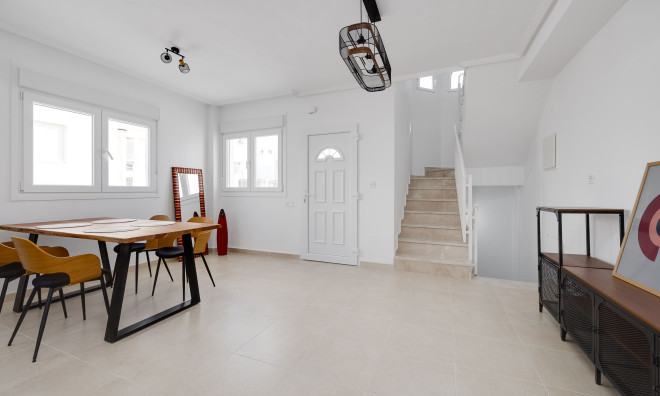 Новое здание - Таунхаус -
San Fulgencio