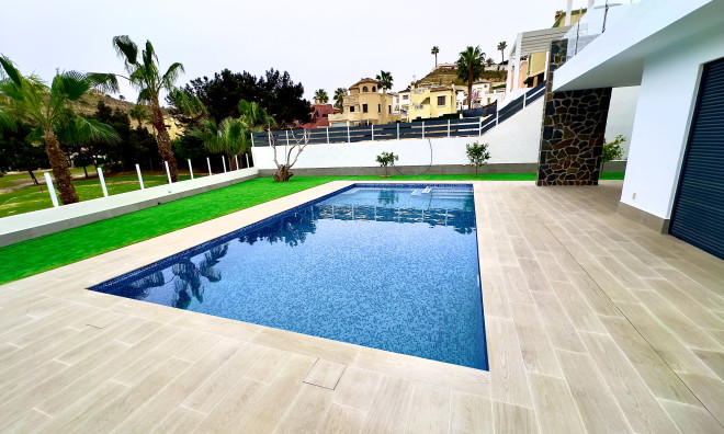 Obra nueva - Adosado -
Ciudad Quesada