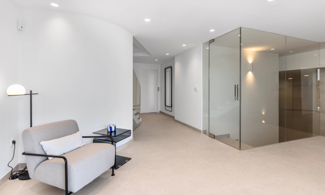 Новое здание - Villa -
Altea