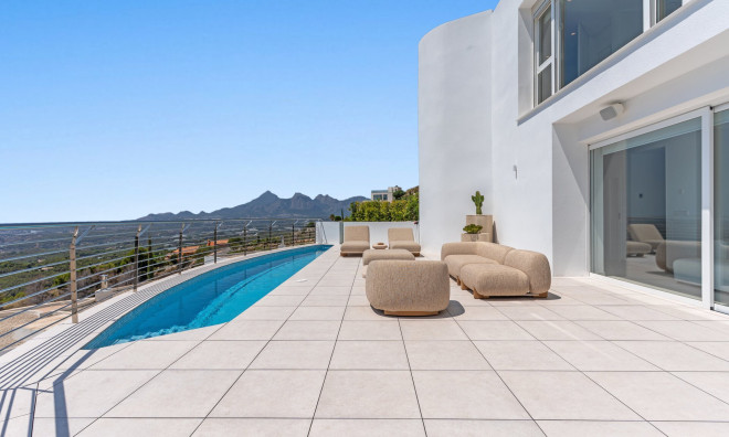 Новое здание - Villa -
Altea