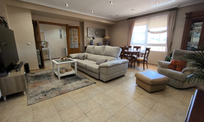 Herverkoop - Villa -
Cartagena