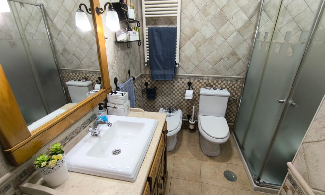 Herverkoop - Villa -
Cartagena