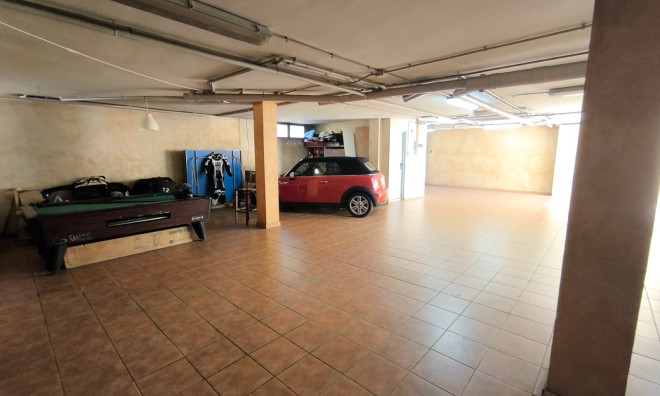 Herverkoop - Villa -
Cartagena