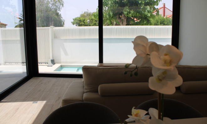 New Build - Townhouse -
Torre de la Horadada