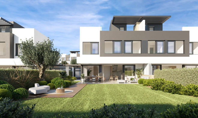 Obra nueva - Villa / Semi pareado -
Estepona