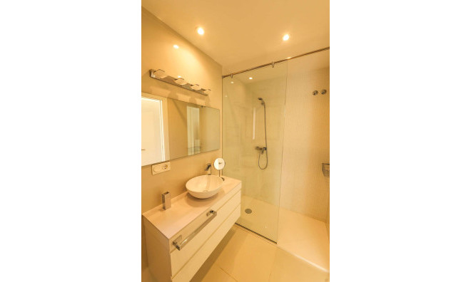 Nieuwbouw Woningen - Villa -
Torrevieja