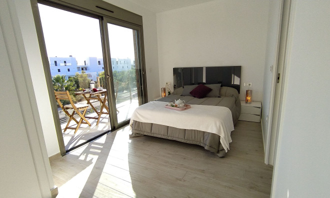Obra nueva - Villa / Semi pareado -
Orihuela