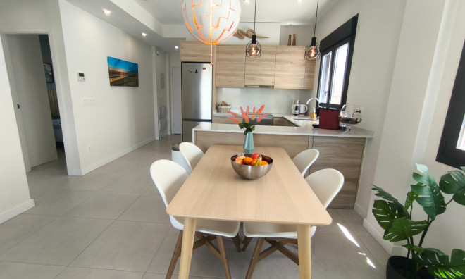 Resale - Apartment / flat -
Alhama de Murcia