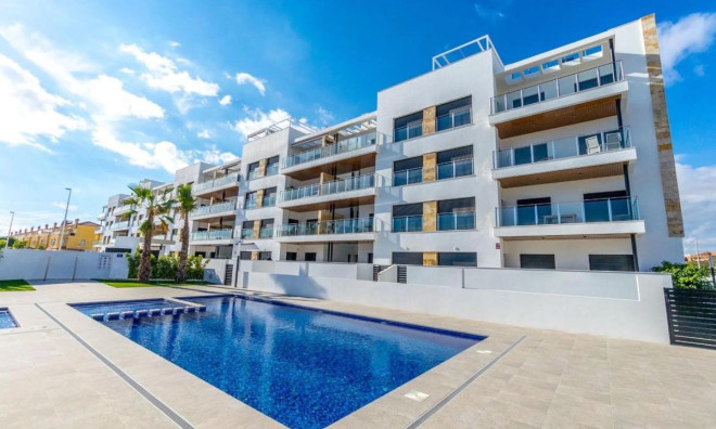Obra nueva - Ático -
Torrevieja