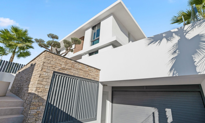 Obra nueva - Villa -
Benidorm