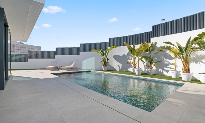 Obra nueva - Villa -
Benidorm