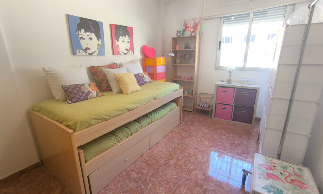 Resale - Apartment / flat -
Murcia