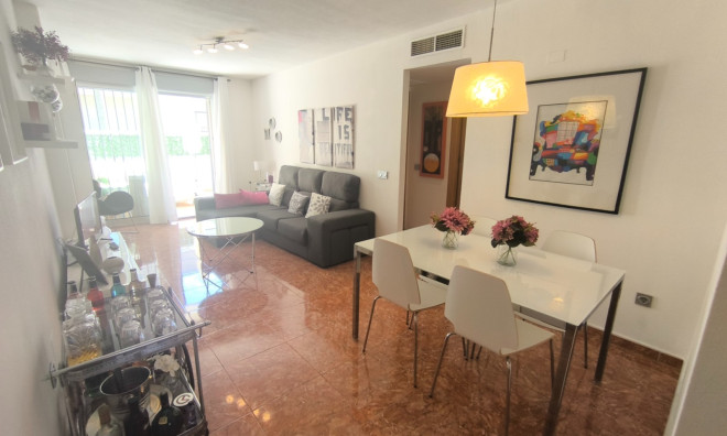 Resale - Apartment / flat -
Murcia