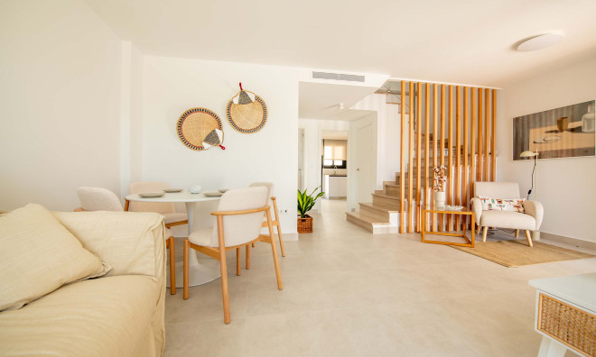 New Build - Villa / Semi semi-detached -
Cox