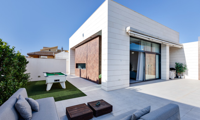 Nouvelle construction - Maison de ville -
Pilar de la Horadada