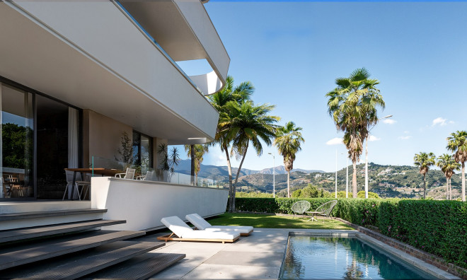 Obra nueva - Apartamento / piso -
Estepona
