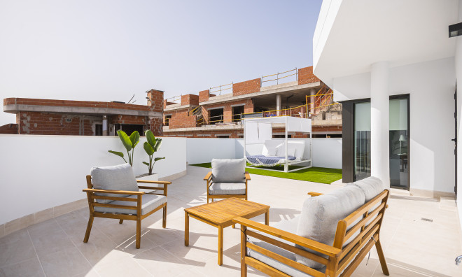 Nieuwbouw Woningen - Villa / Halfvrijstaand -
Torrevieja
