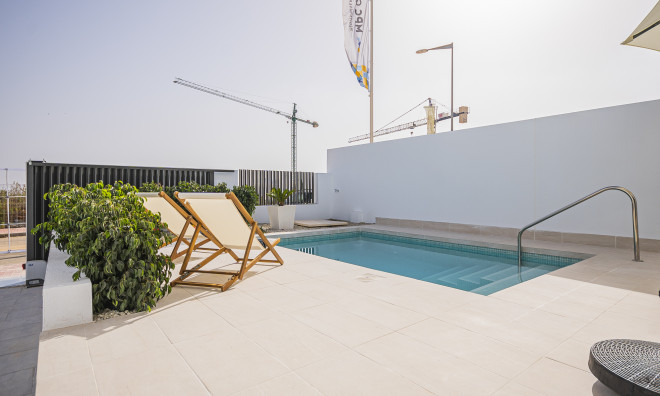 Nieuwbouw Woningen - Villa / Halfvrijstaand -
Torrevieja