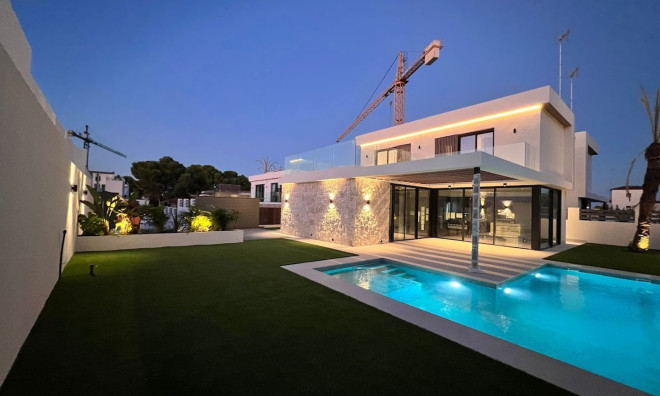 Nybyggnation - Villa -
Orihuela