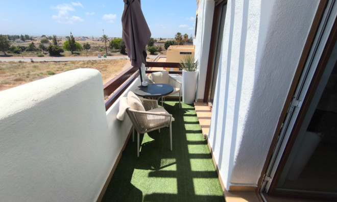 Återförsäljning - Lägenhet / lägenhet -
Los Alcázares - Serena Golf