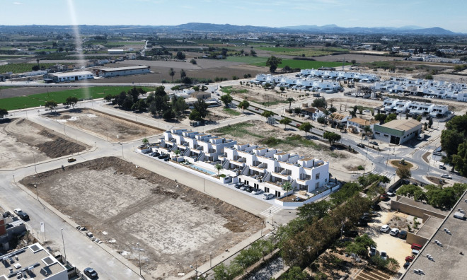 Obra nueva - Bungalow -
Dolores